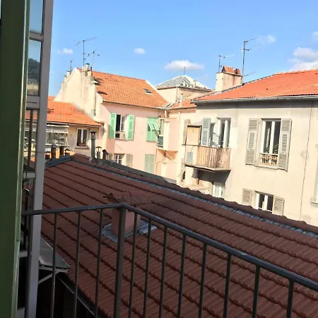 Joli Au Coeur Du Centre Touristique Apartment *